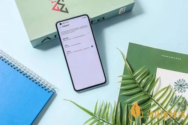 iqoo5值得入手嗎？旗艦“水桶機(jī)”入手到底虧不虧！