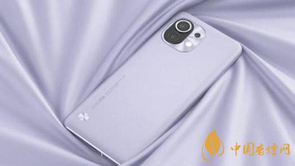 小米11和小米10至尊版屏幕配置測評詳情-屏幕參數配置的區(qū)別