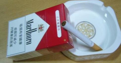 萬(wàn)寶路硬紅價(jià)格表圖 萬(wàn)寶路硬紅多少錢(qián)