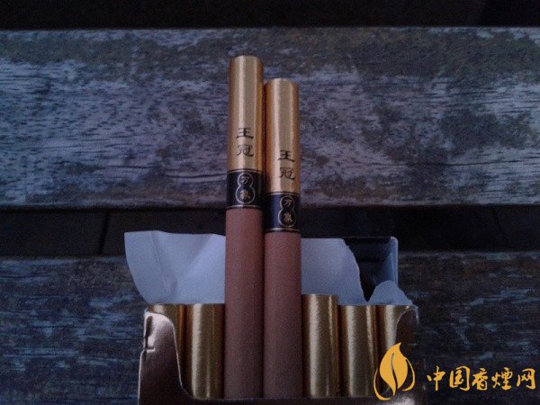 國(guó)產(chǎn)雪茄煙(王冠萬(wàn)象細(xì)支)價(jià)格表圖 王冠萬(wàn)象多錢(qián)一包